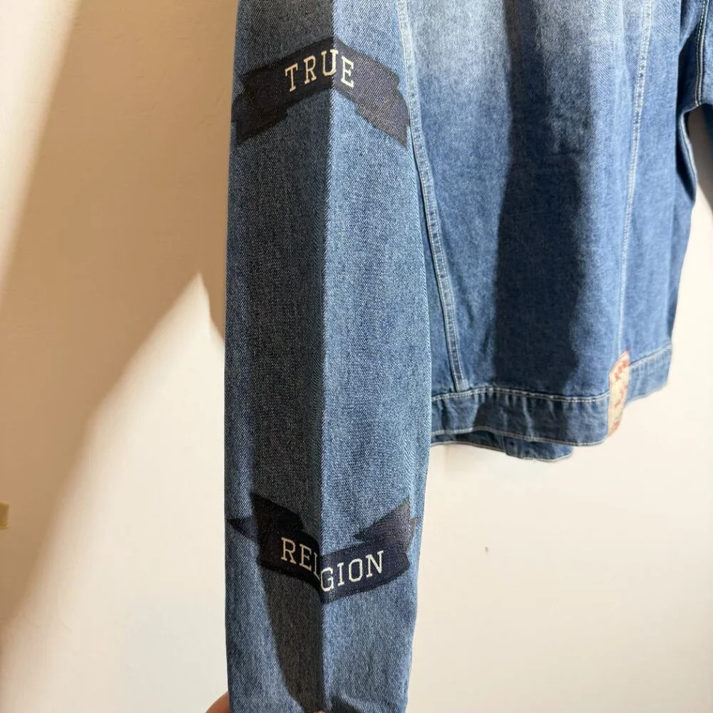 NWT Vintage inspired True Religion Denim Jacket Y2K 2002 Patches Medium Wash L